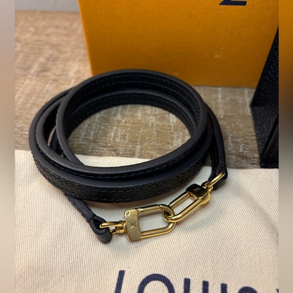 ❤️✨SOLD✨❤️Louis Vuitton Black Empreinte Mini Sac Plat Crossbody Giant Monogram - Picture 2 of 11